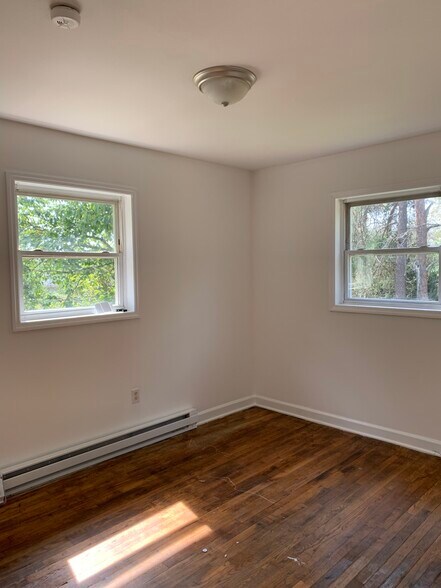 Building Photo - 2122 Haven Cir