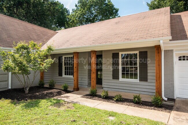 Building Photo - 779 Dogwood Cove