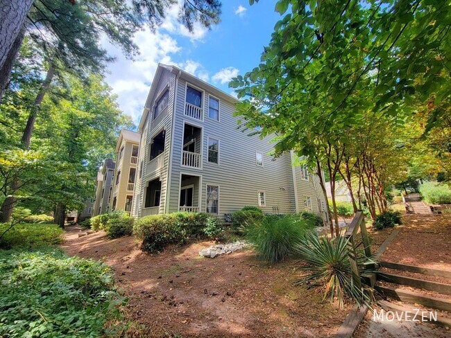 Building Photo - 313 Glen Echo Ln