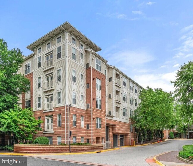 Building Photo - 9480 Virginia Center Blvd