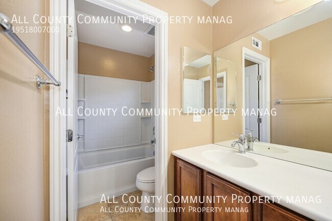 Building Photo - 34322 Heather Ridge Rd