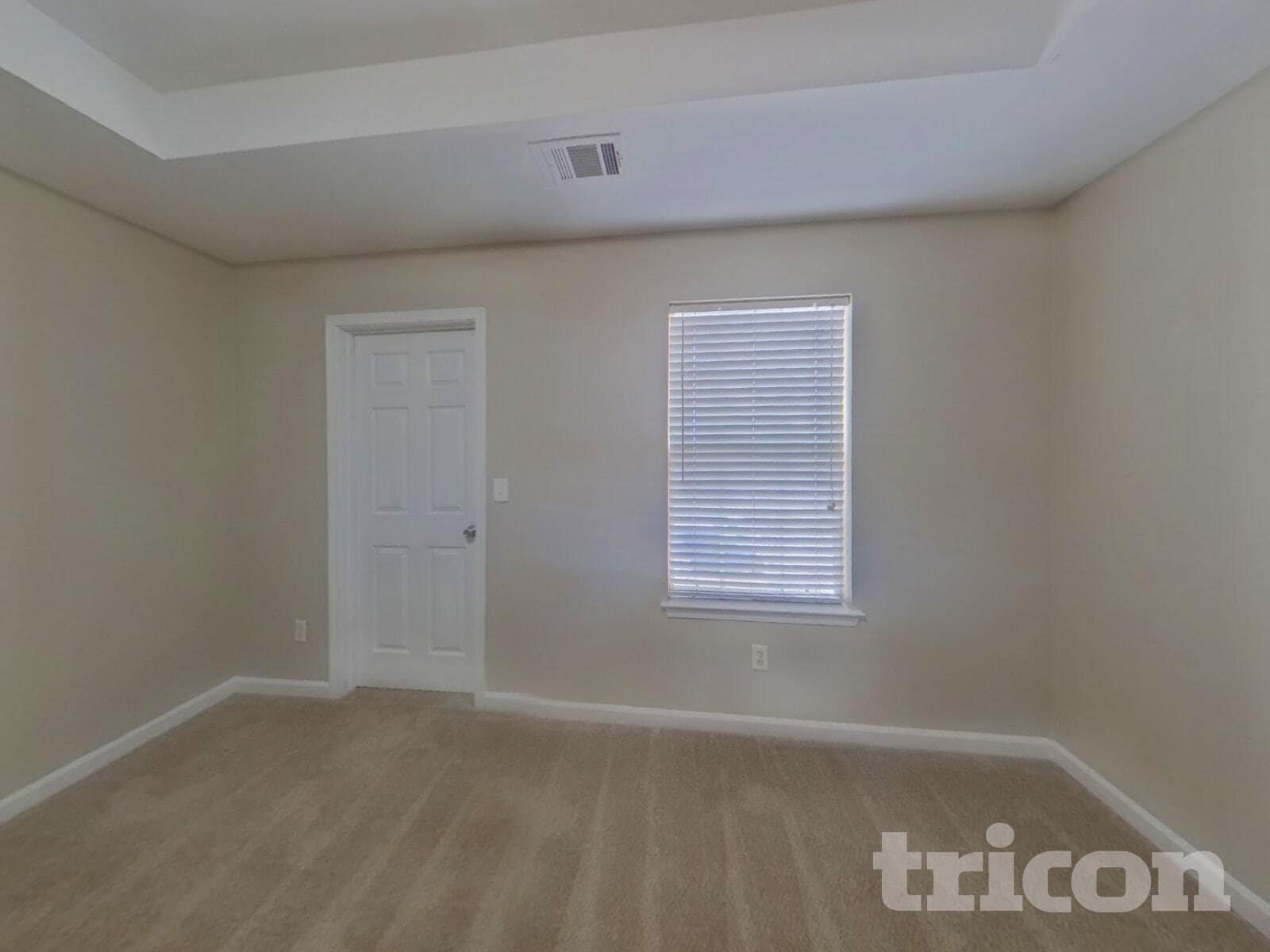 Building Photo - 5950 el Segundo Way