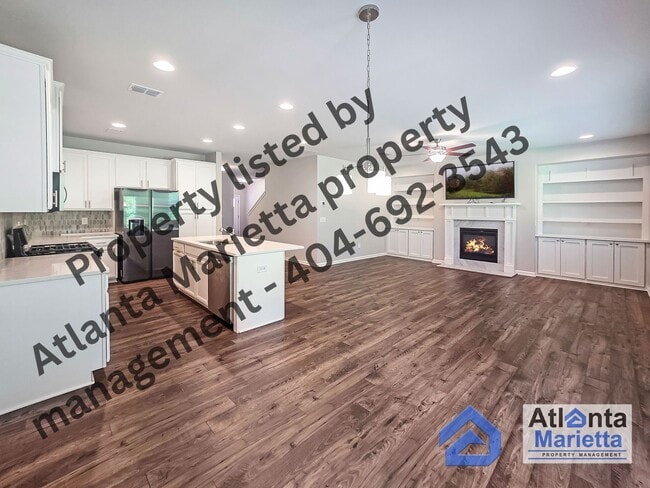 Building Photo - Spacious & Stylish 4BR/3.5BA Townhome Near...