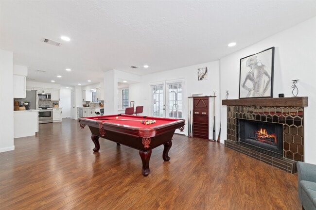 Building Photo - 16026 Autumn Falls Ln