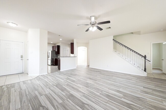 Building Photo - 10914 Chestnut Path Way