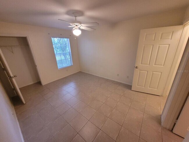 Building Photo - 36101 Deer Creek Dr