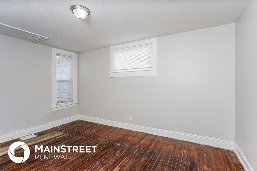 Building Photo - 1420 S 28th St