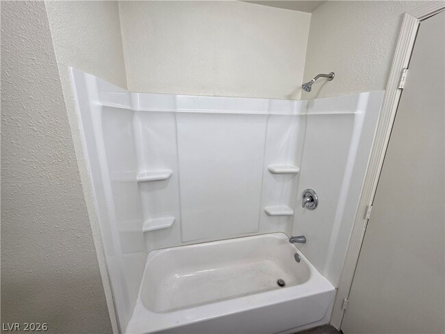 Building Photo - 3412 Townhouse Dr