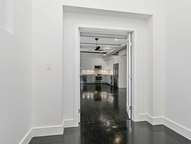 Building Photo - 250 Brighton Ave