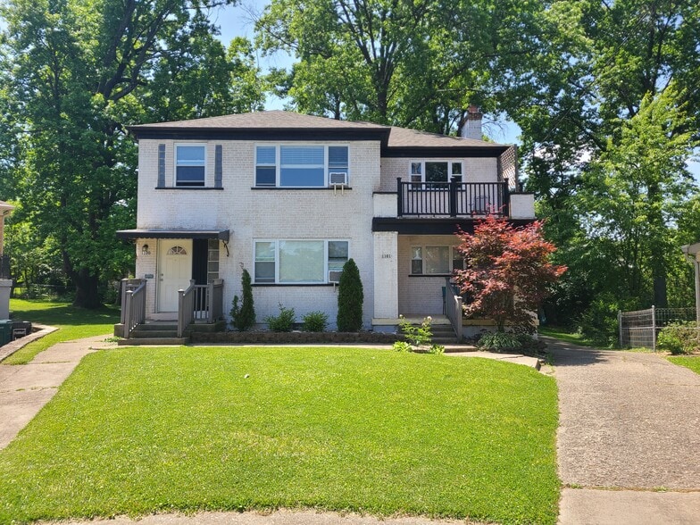 Primary Photo - 1101 Maureen Ln