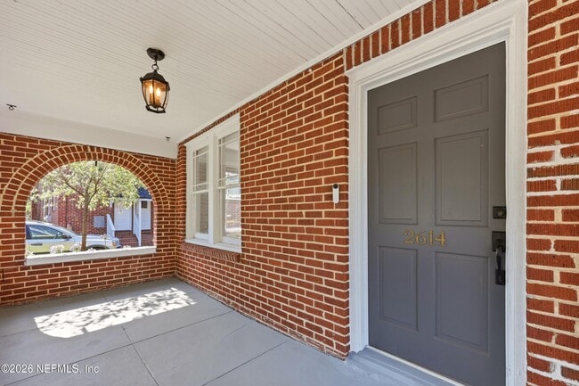 Building Photo - 2614 Dellwood Ave