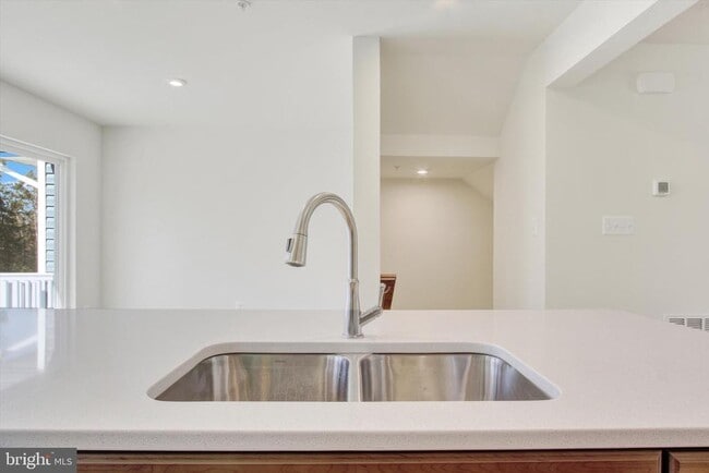 Building Photo - 107 Homestead Dr