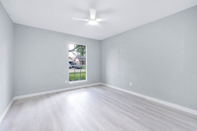 Building Photo - 3610 Brier Gardens Dr