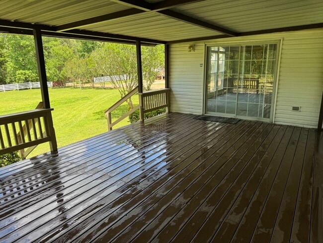 Building Photo - 12372 FM 1650