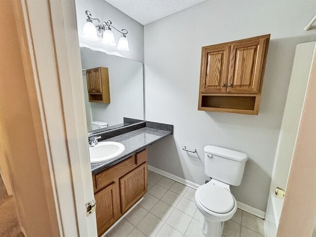 Building Photo - 1497 Chaseway Cir