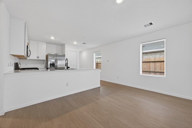 Building Photo - 3081 Majestic Sunrise Dr