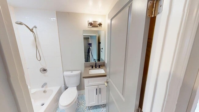 Building Photo - Updated Single-Story with A/C | Coastal Living