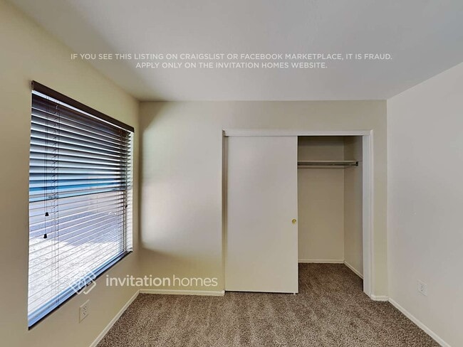 Building Photo - 1514 S Roadrunner Dr