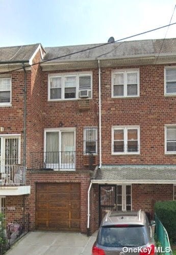 Building Photo - 90-32-90-83 83rd Ave