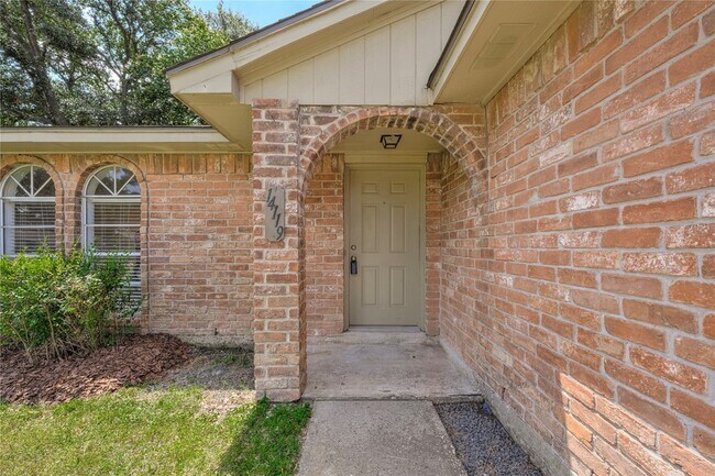 Building Photo - 14119 Bella Dr