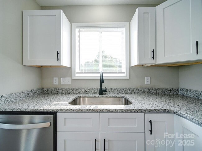 Building Photo - 3702 Cardinal Bluff Ln