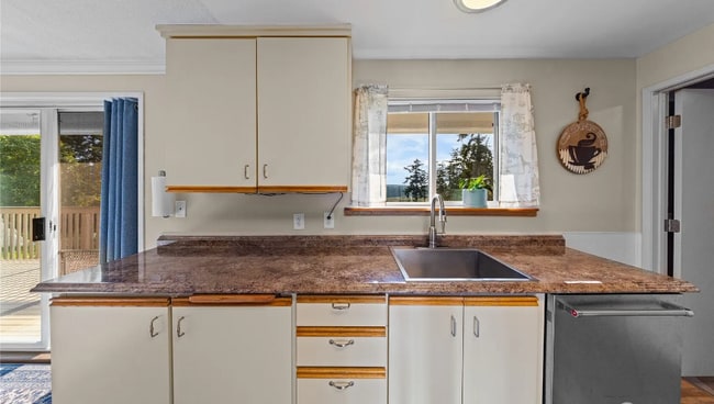 Building Photo - 1372 Orchard Loop