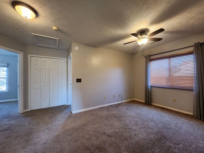 Building Photo - Beautiful 2-Story Home in Northmont School District