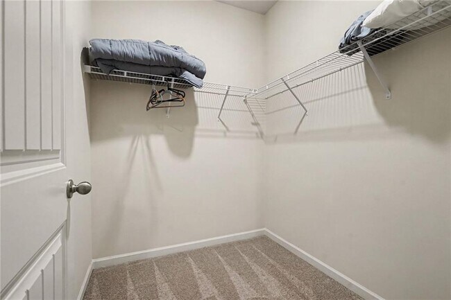 Building Photo - 477 Starbuck Parkway