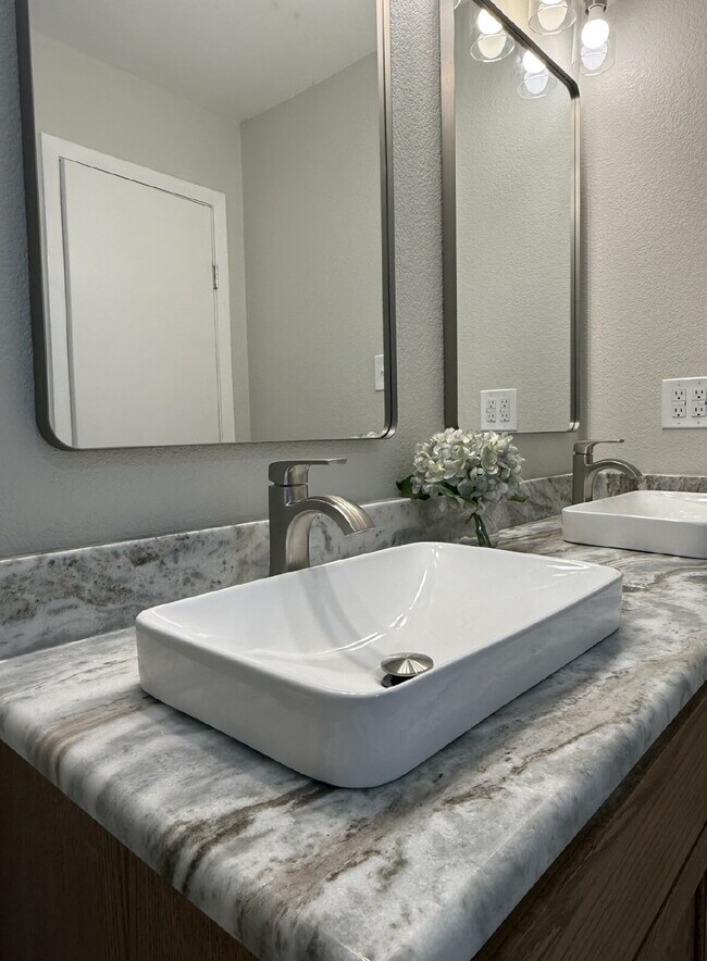 Building Photo - Where Classic Charm Meets Modern Comfort i...