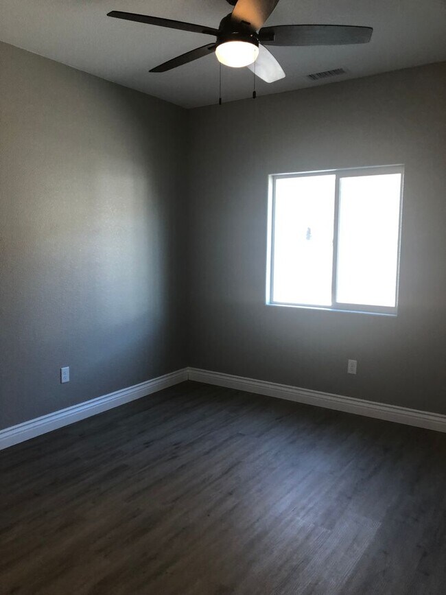 Building Photo - 12484 Mesa Verde Ct