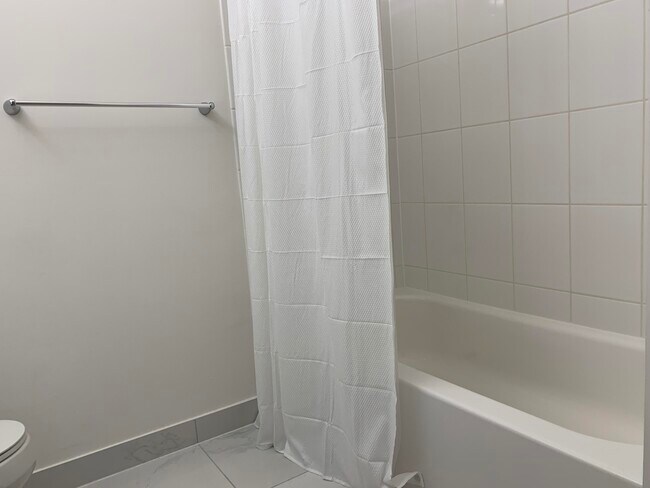 Building Photo - 9754 Celtic Sea Ln