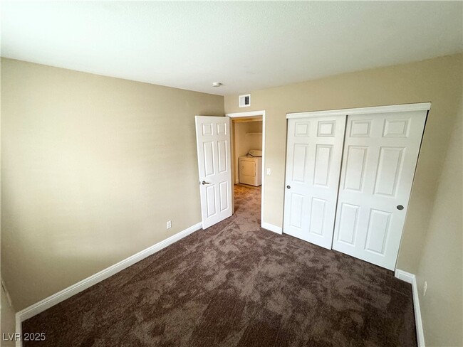 Building Photo - 2801 N Rainbow Blvd