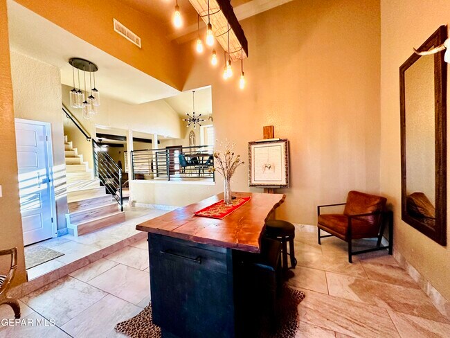 Building Photo - 11716 Fred Perry Dr