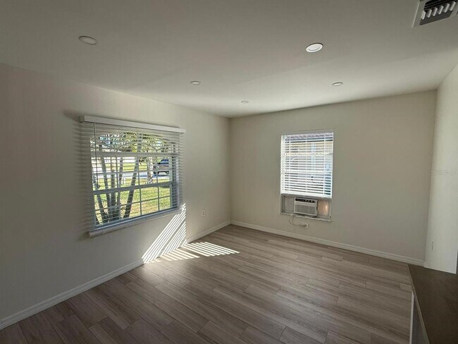 Building Photo - 2904 Evans Way