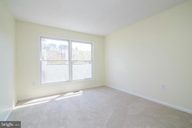 Building Photo - 14510 Mayfair Dr