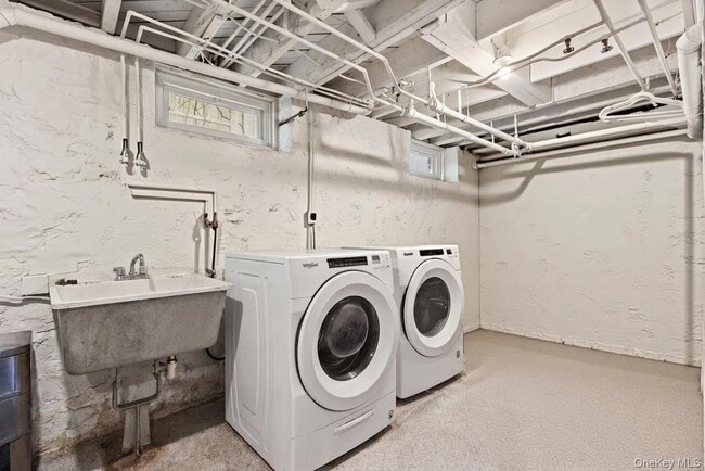 Building Photo - 518 Prospect Ave