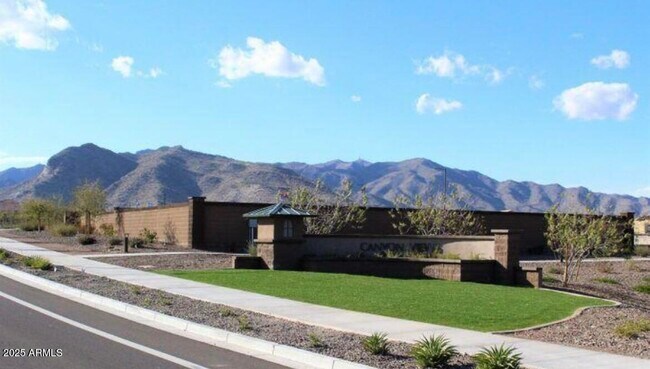Building Photo - 19754 W Palo Verde Dr