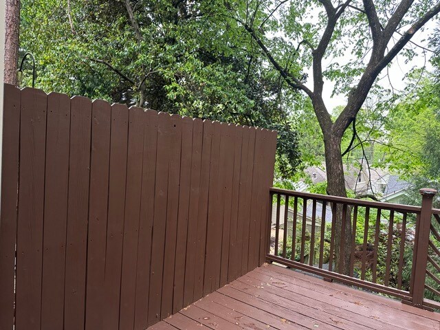 Building Photo - 835 Glendale Ter NE