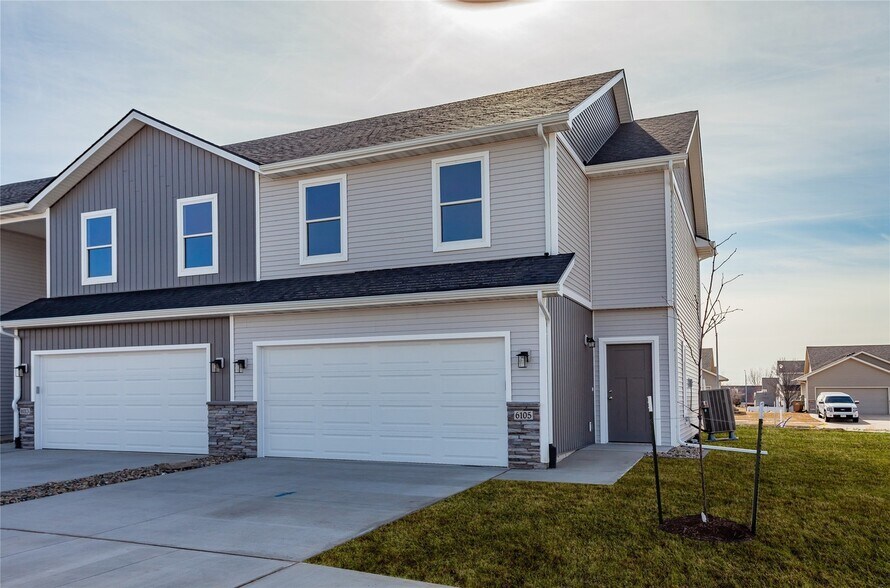 Building Photo - 6105 Tungsten Dr