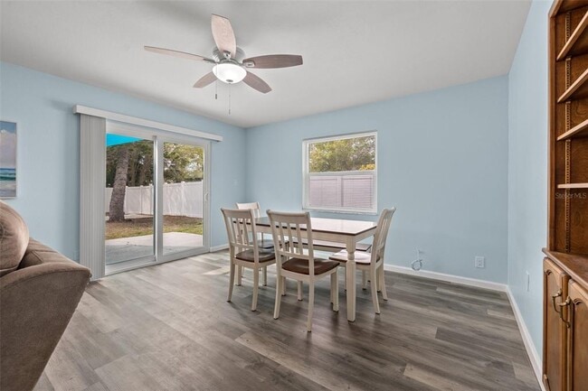 Building Photo - 2832 47th Ave S