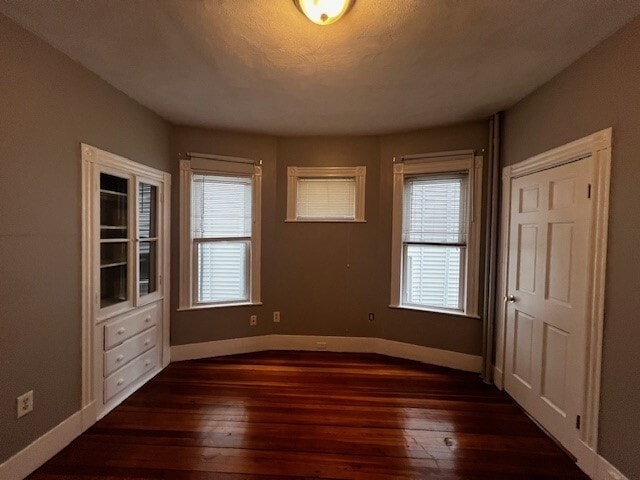 Building Photo - 11 Sunset St