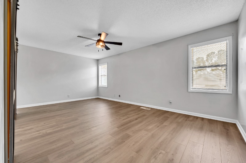 Building Photo - 801 Burcale Rd