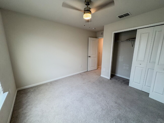 Building Photo - Spacious 3-Bedroom Townhome with garage  i...