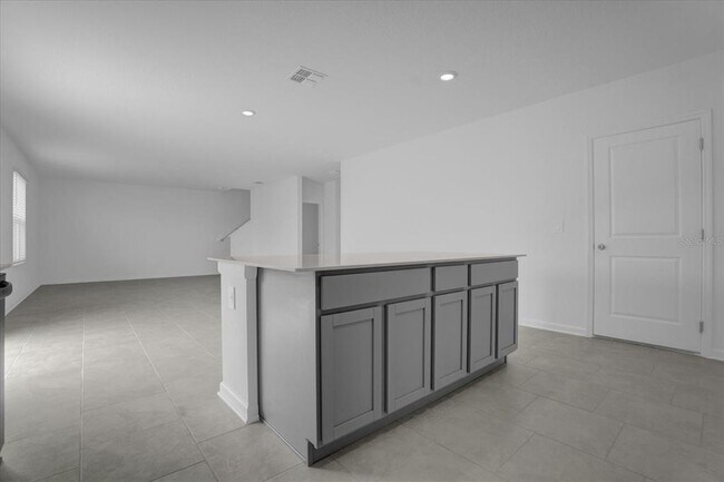 Building Photo - 4830 Worchester Dr