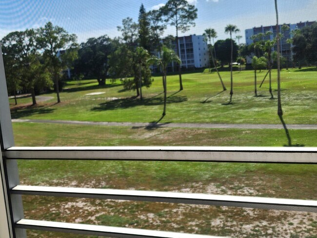 Building Photo - 3661 Via Poinciana