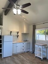 Building Photo - 4202 N 16th Dr
