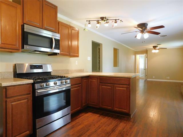 Building Photo - 1228 Bryn Mawr Pl