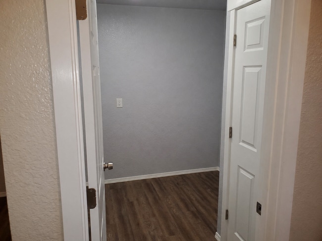 Building Photo - ***APPROVED APPLICANT*** Charming 1-Bedroom Home in the Heart of Downtown Lewiston