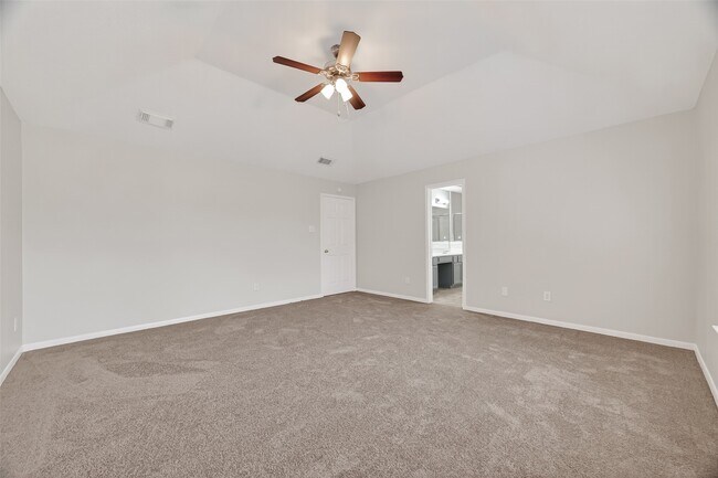 Building Photo - 5439 Baslow Dr