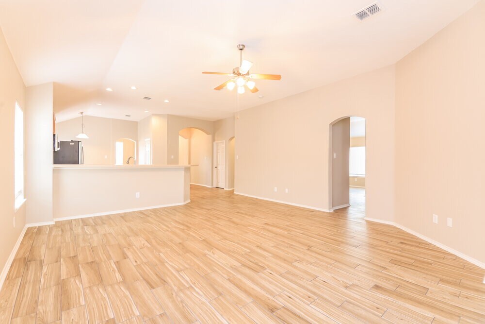 Building Photo - 709 Fireberry Dr